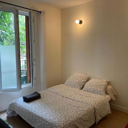 Chambre Dans Une Maison Partagee Neuilly-sur-Marne Εξωτερικό φωτογραφία