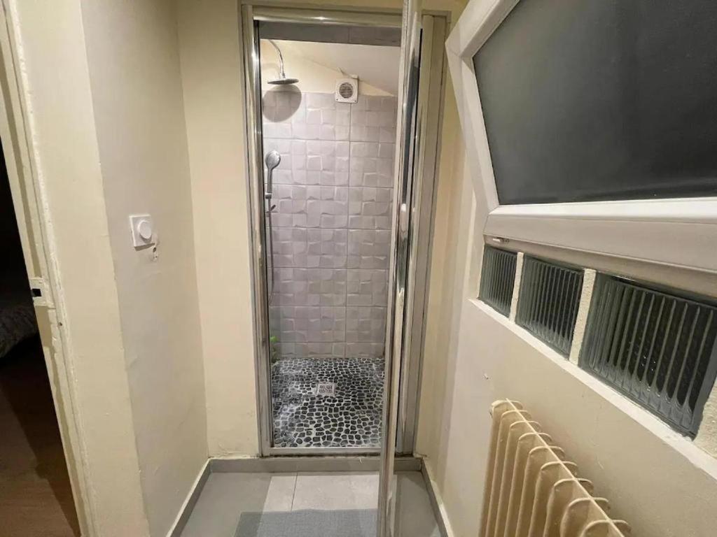 Chambre Dans Une Maison Partagee Neuilly-sur-Marne Εξωτερικό φωτογραφία