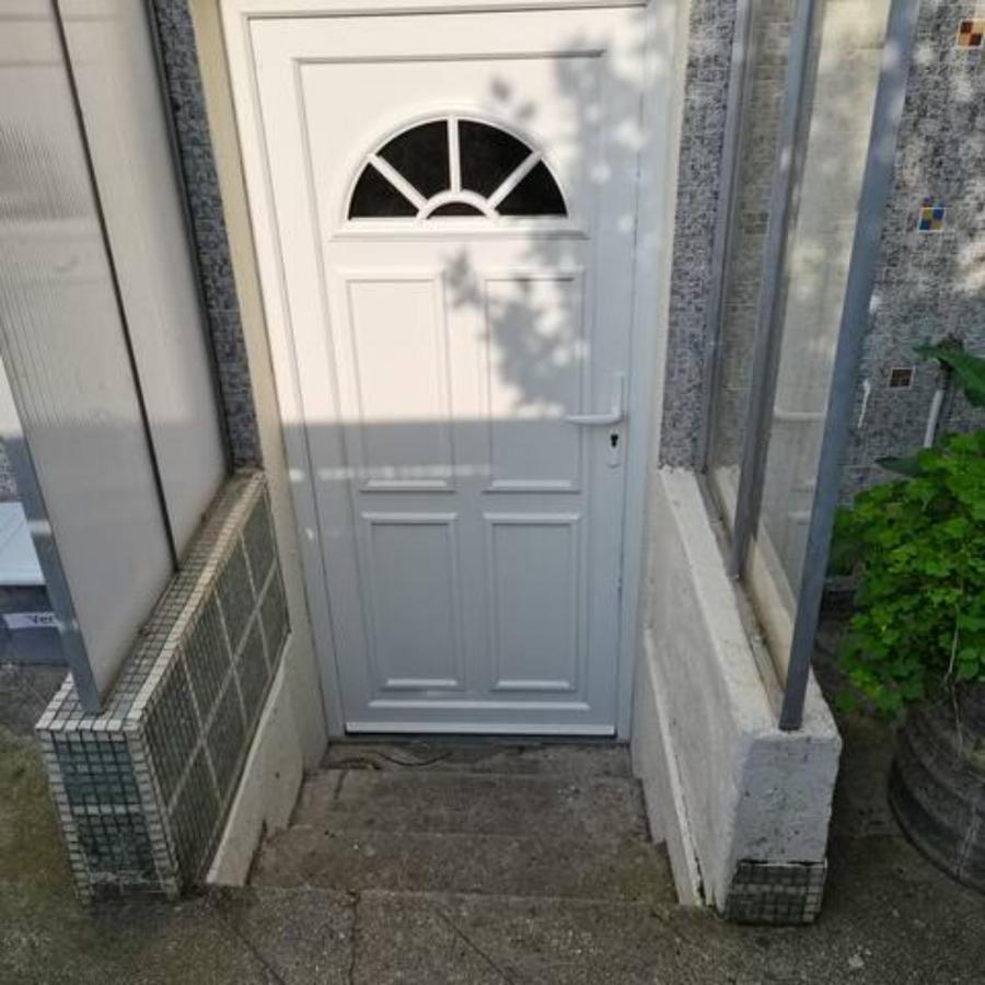 Chambre Dans Une Maison Partagee Neuilly-sur-Marne Εξωτερικό φωτογραφία