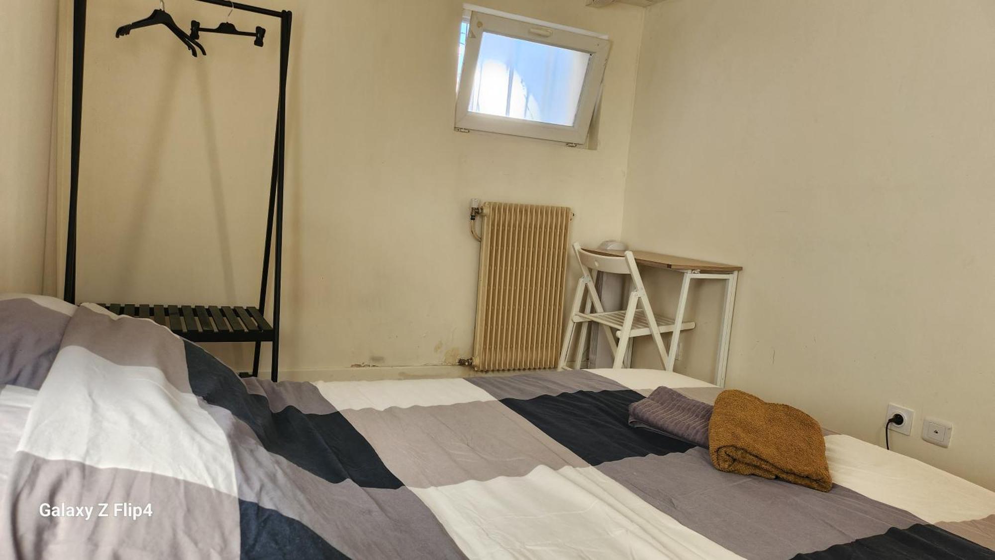 Chambre Dans Une Maison Partagee Neuilly-sur-Marne Εξωτερικό φωτογραφία